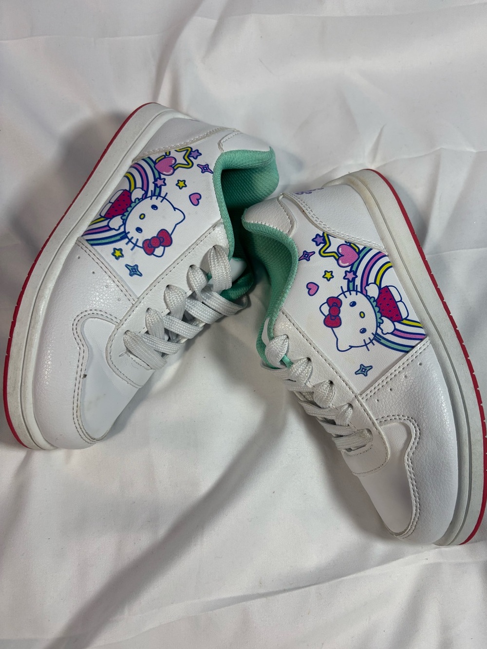 Hello Kitty Sneakers 🎀